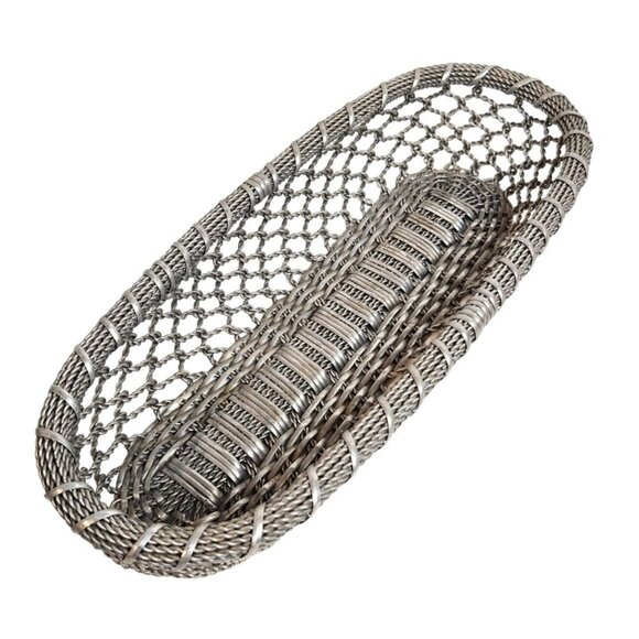 Metal Woven Bread Basket Silver Finish Oval Wire Mesh For Serving Rolls Or Decor - Picture 1 of 11